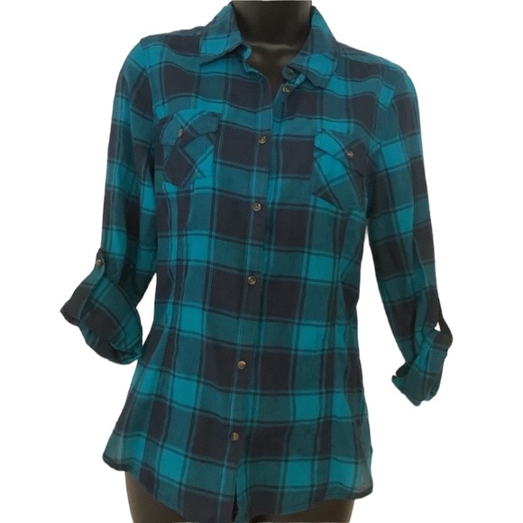 SO Tops - 🥳Host Pick🥳 Juniors teal and black plaid button down shirt. NWT.